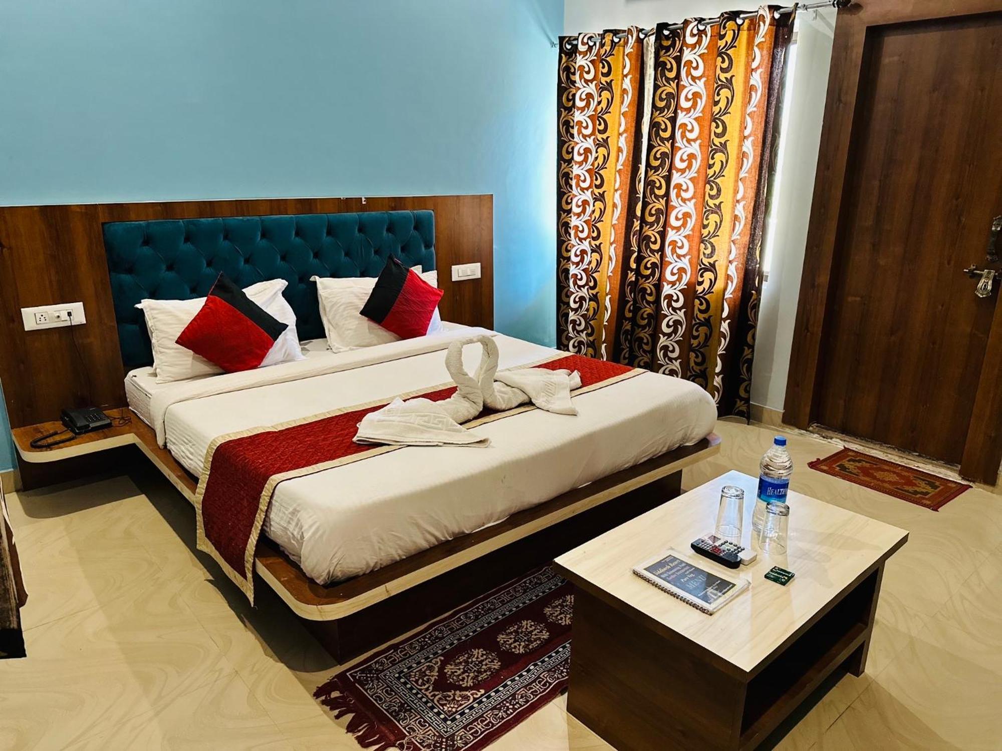 Siddarth Resort - Mountain View With Pool Pushkar Eksteriør billede